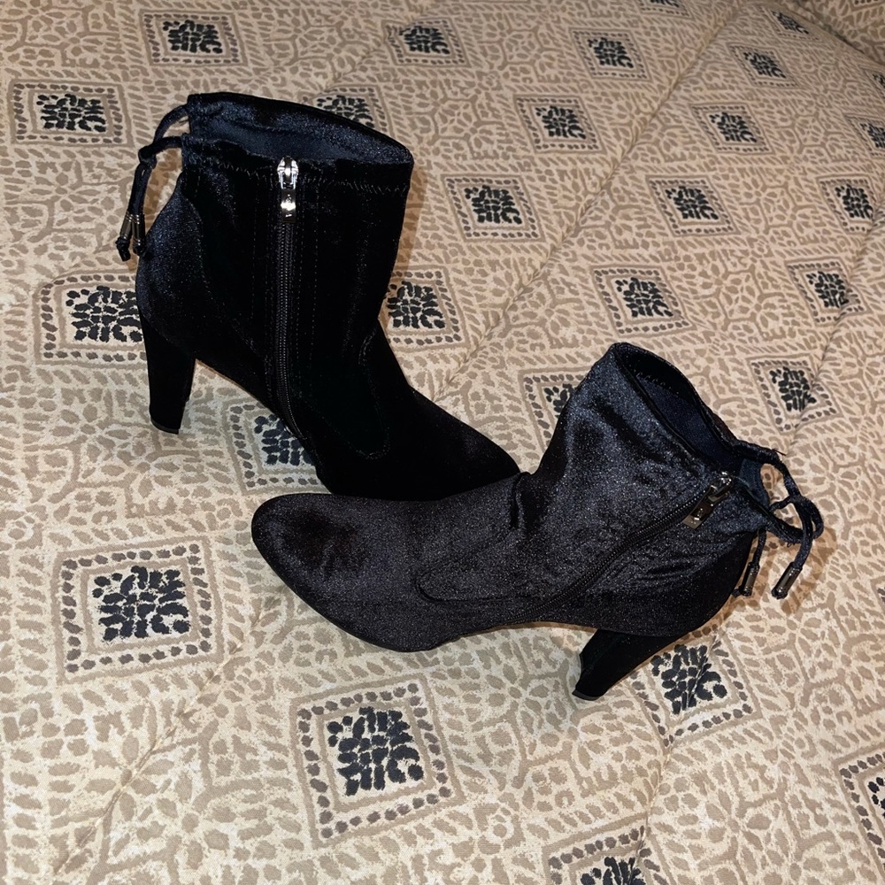 Black Velvet Booties - Picture 11 of 11